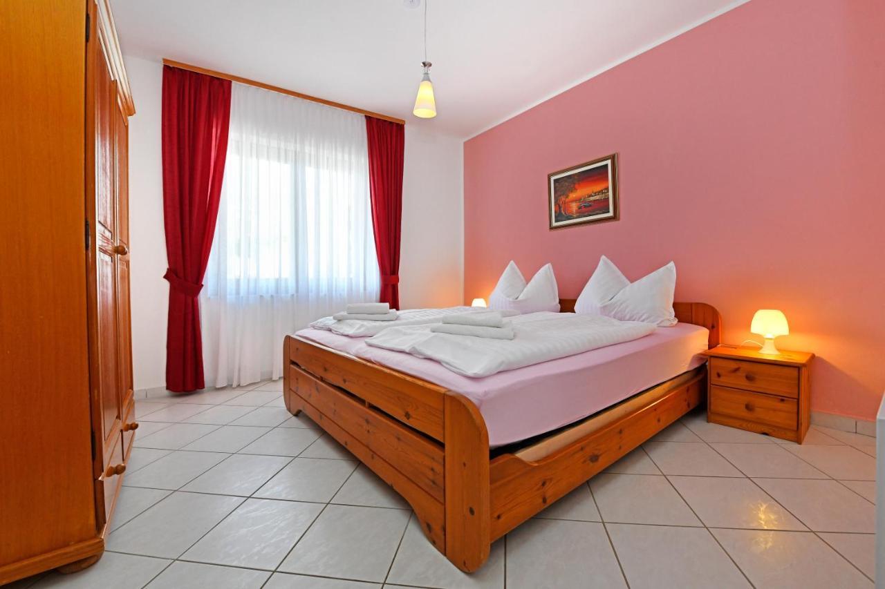 Apartments Jasmina Poreč Exterior foto